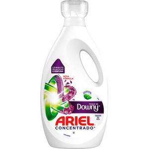Lava Roupas Líquido Concentrado Ariel Toque de Downy Frasco com 2L